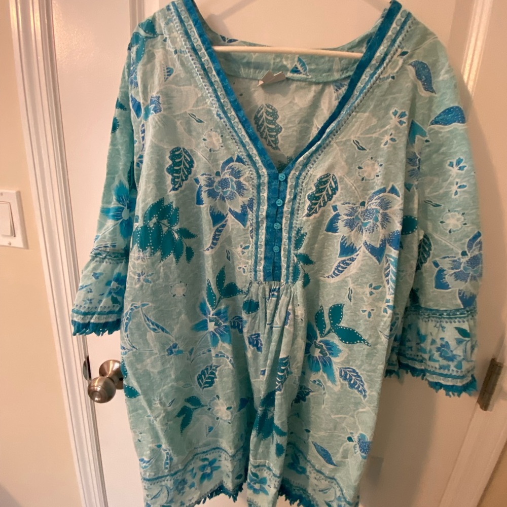 Avenue Turquoise and White Patterned Blouse
